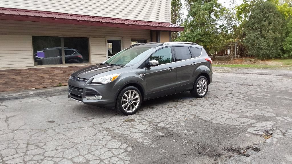 Used 2015 Ford Escape SE w/ SE Chrome Package AWD/4WD image 3