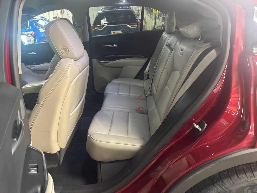 Used 2019 Cadillac XT4 Premium Luxury AWD/4WD image 27