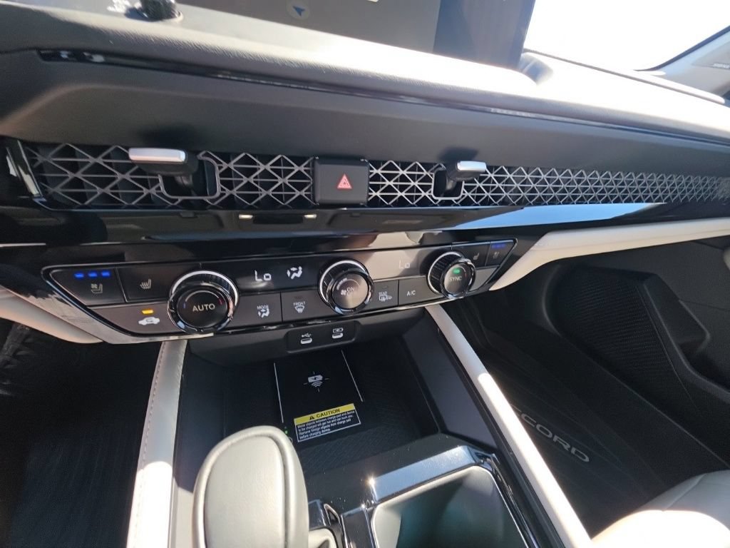 Used 2024 Honda Accord Touring image 22