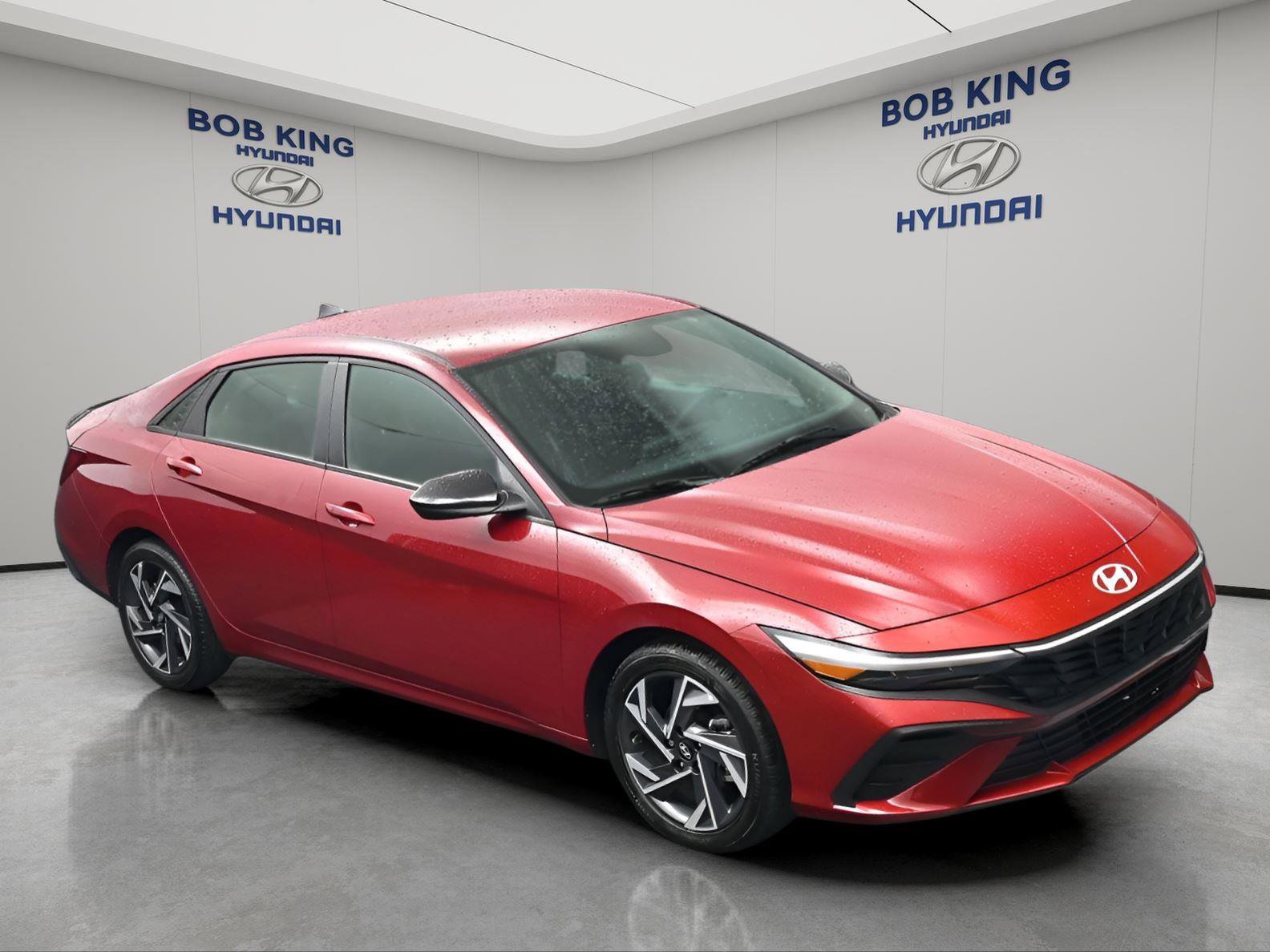 Certified 2025 Hyundai Elantra Sport image 13