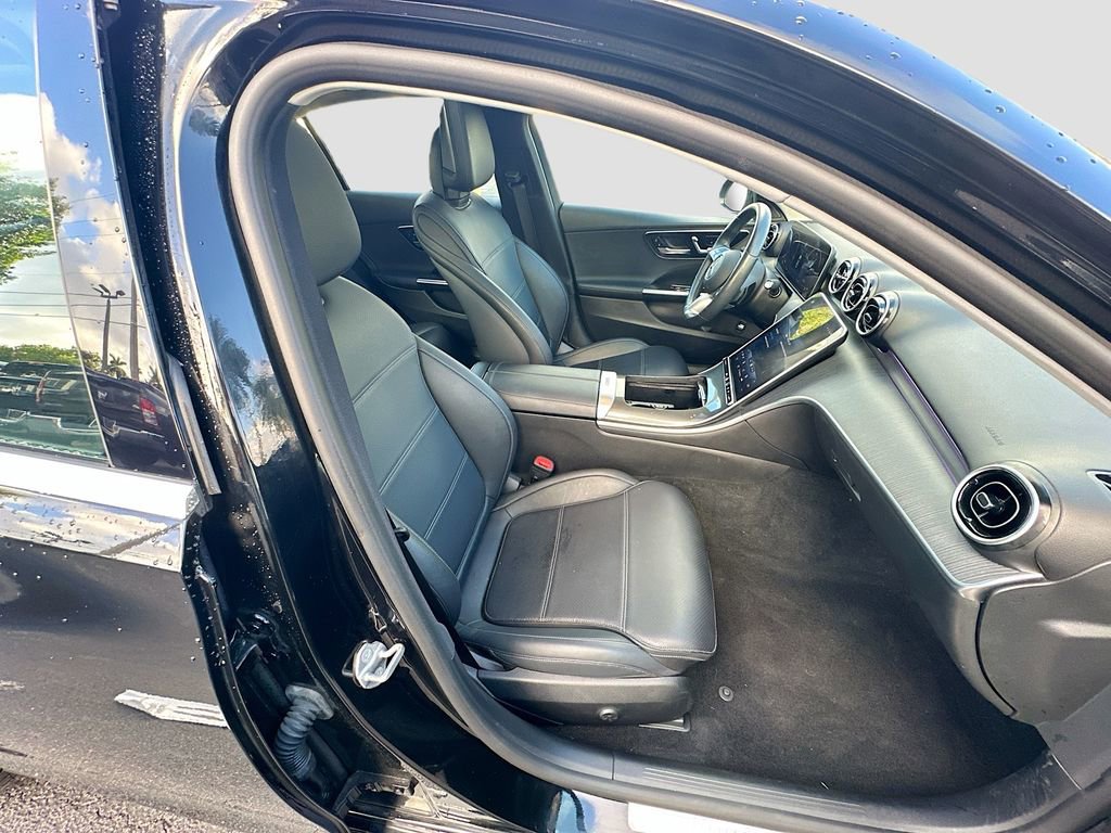 Used 2022 Mercedes-Benz C 300 4MATIC Sedan image 32