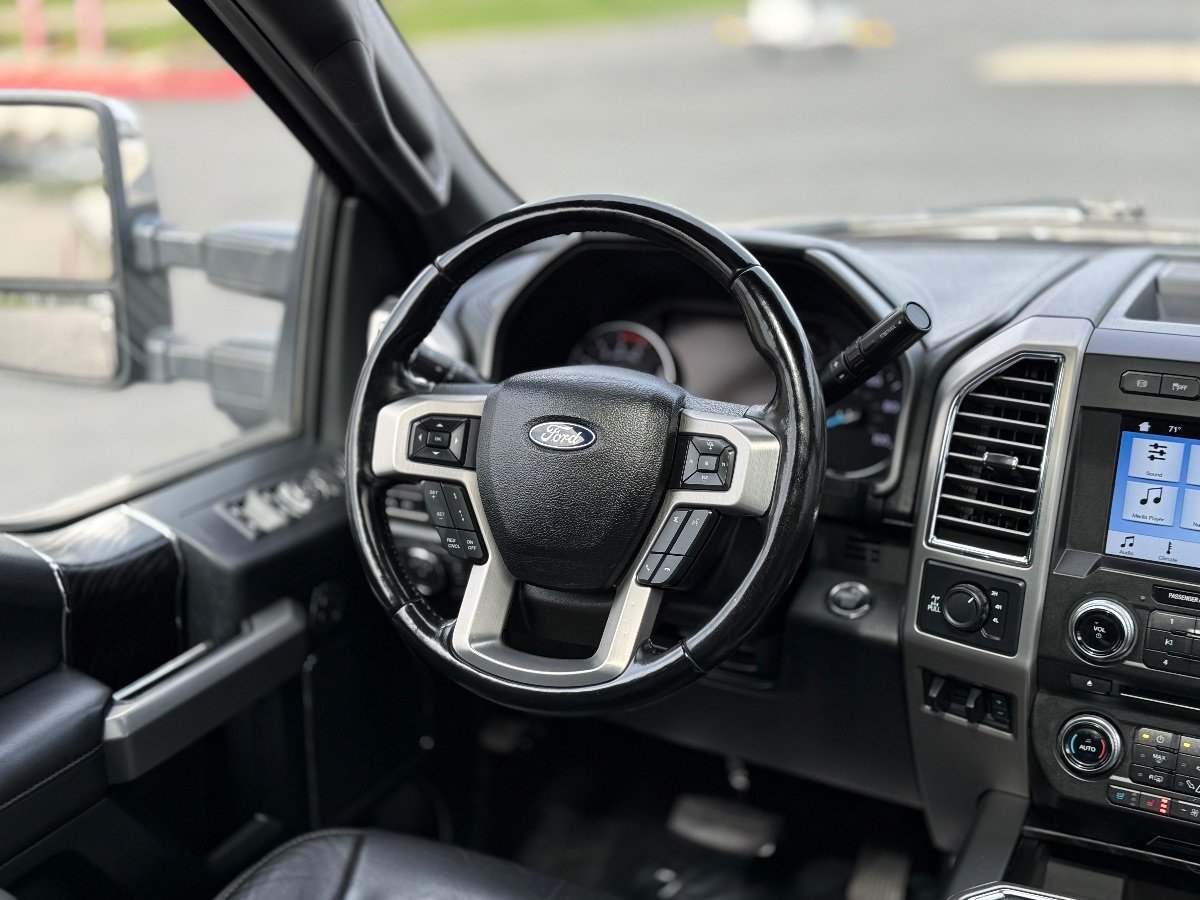 Used 2018 Ford F250 Platinum w/ Platinum Ultimate Package AWD/4WD image 21