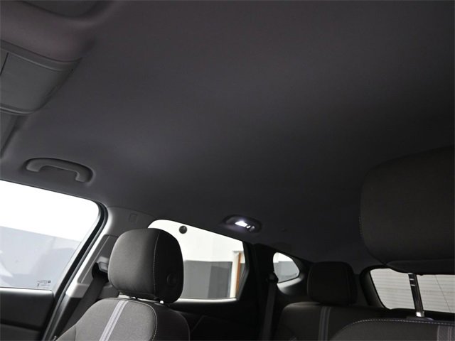 Used 2025 Chevrolet Blazer LT image 2