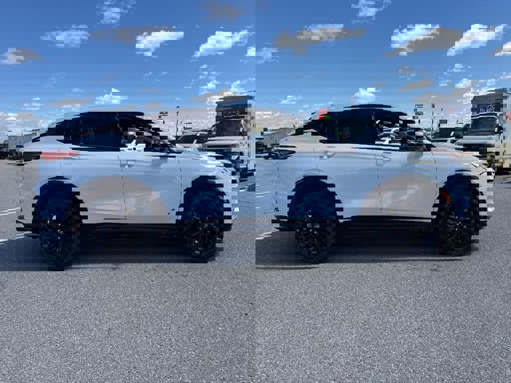 New 2026 Buick Envista Sport Touring w/ Convenience I Package image 8