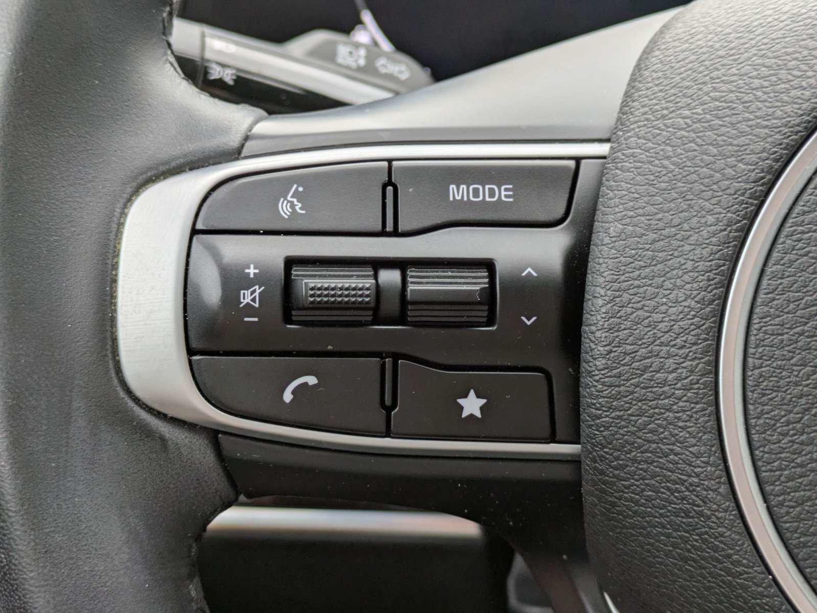 Certified 2023 Kia Sportage SX FWD image 21