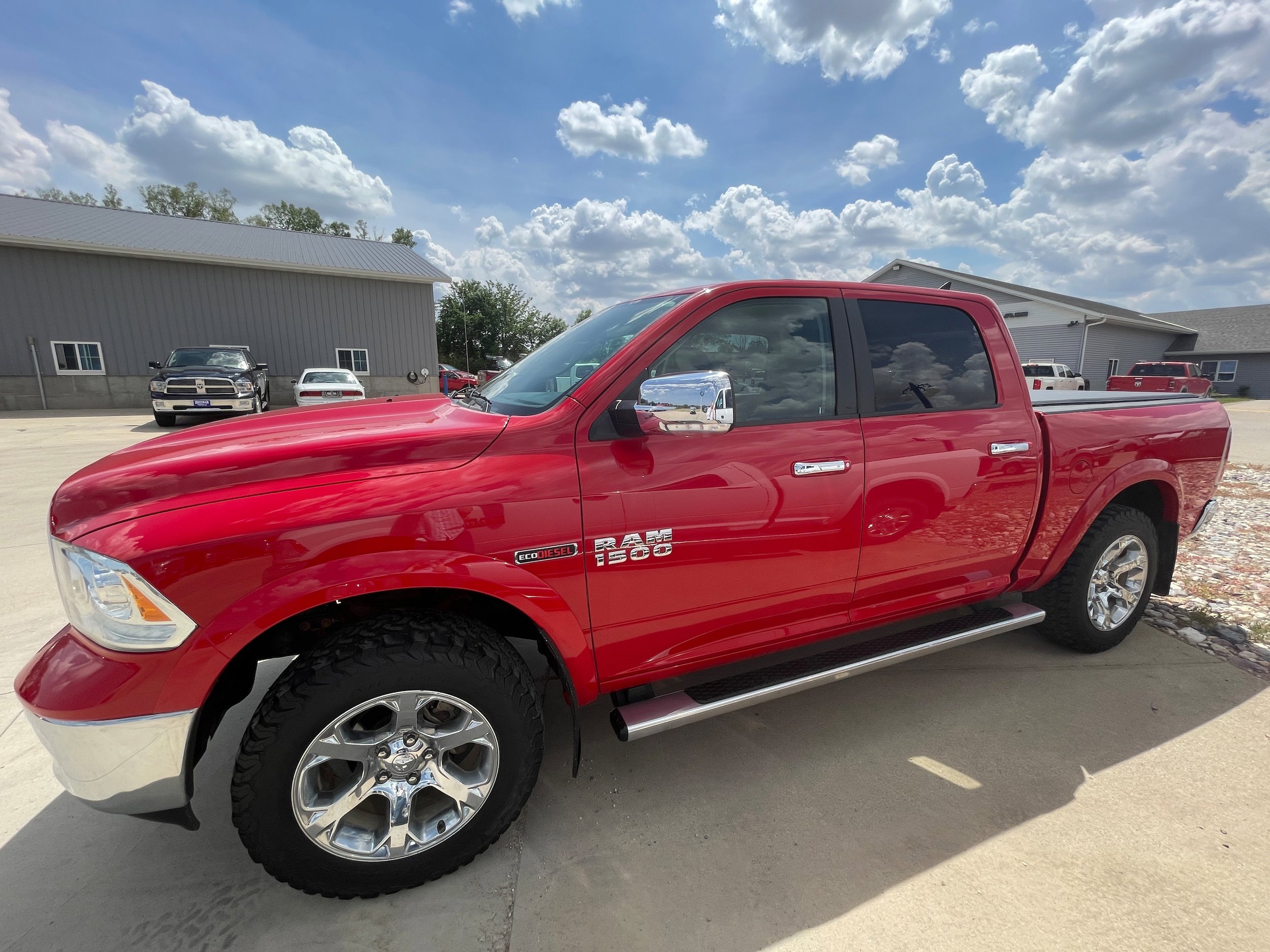 Used 2016 RAM 1500 Laramie w/ Convenience Group AWD/4WD image 4