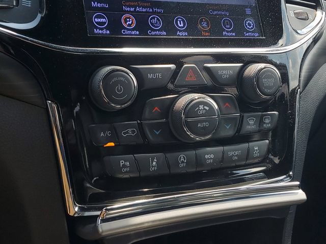 Certified 2021 Jeep Grand Cherokee Laredo X AWD/4WD image 32