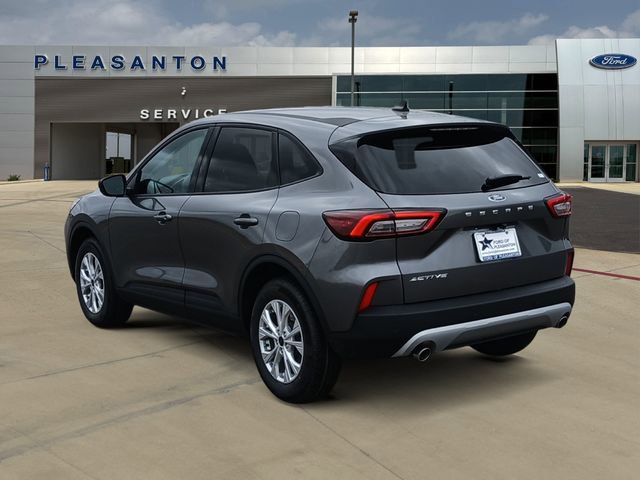 Used 2026 Ford Escape Active image 3