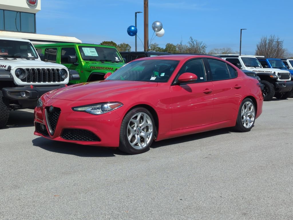 Used 2019 Alfa Romeo Giulia Ti image 9