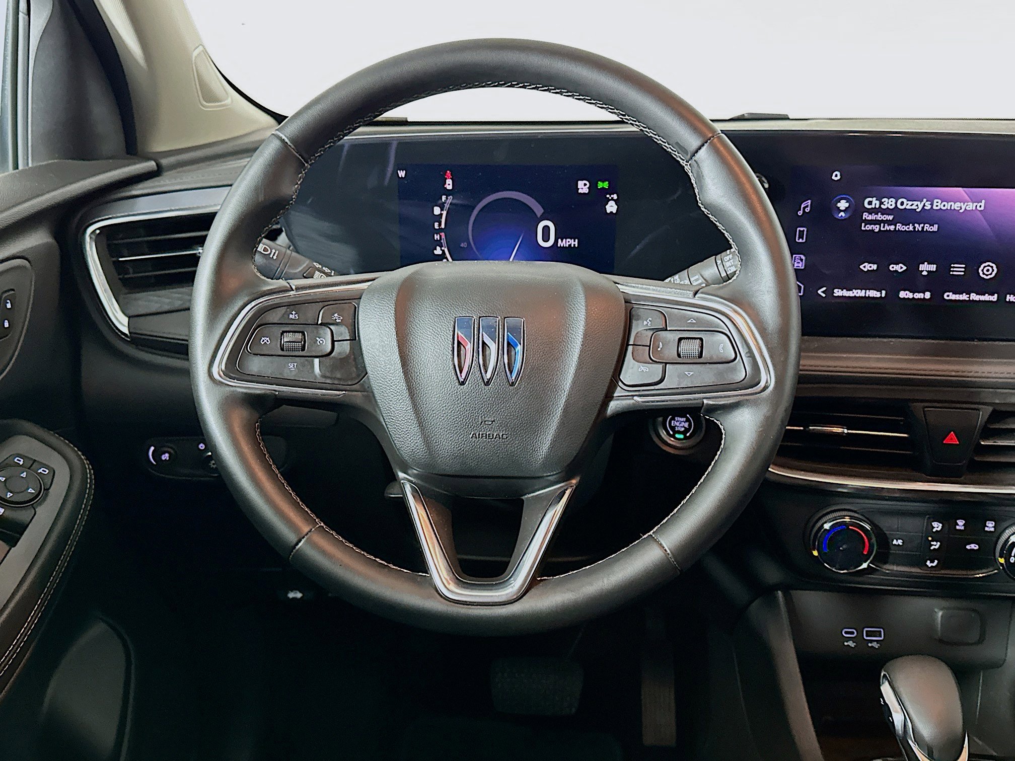 Used 2025 Buick Encore GX Preferred FWD image 18