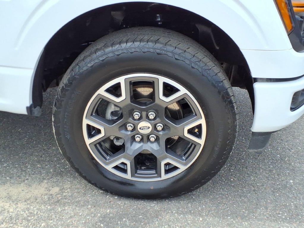 Used 2024 Ford F150 STX AWD/4WD image 9