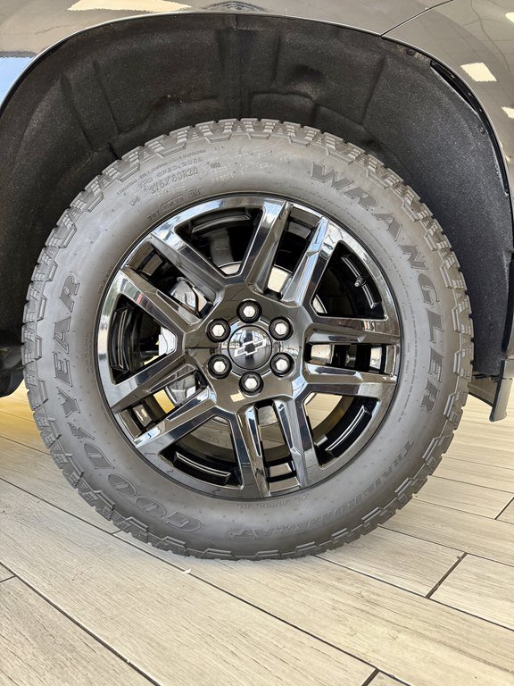 Used 2026 Chevrolet Silverado 1500 RST AWD/4WD image 19