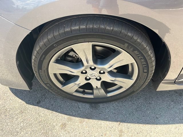 Used 2017 Toyota Sienna SE Premium FWD image 21