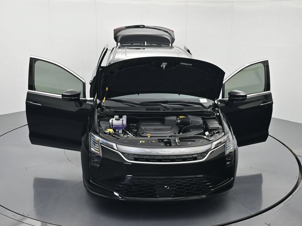New 2027 Chrysler Pacifica Limited w/ Family Tech Group FWD image 47