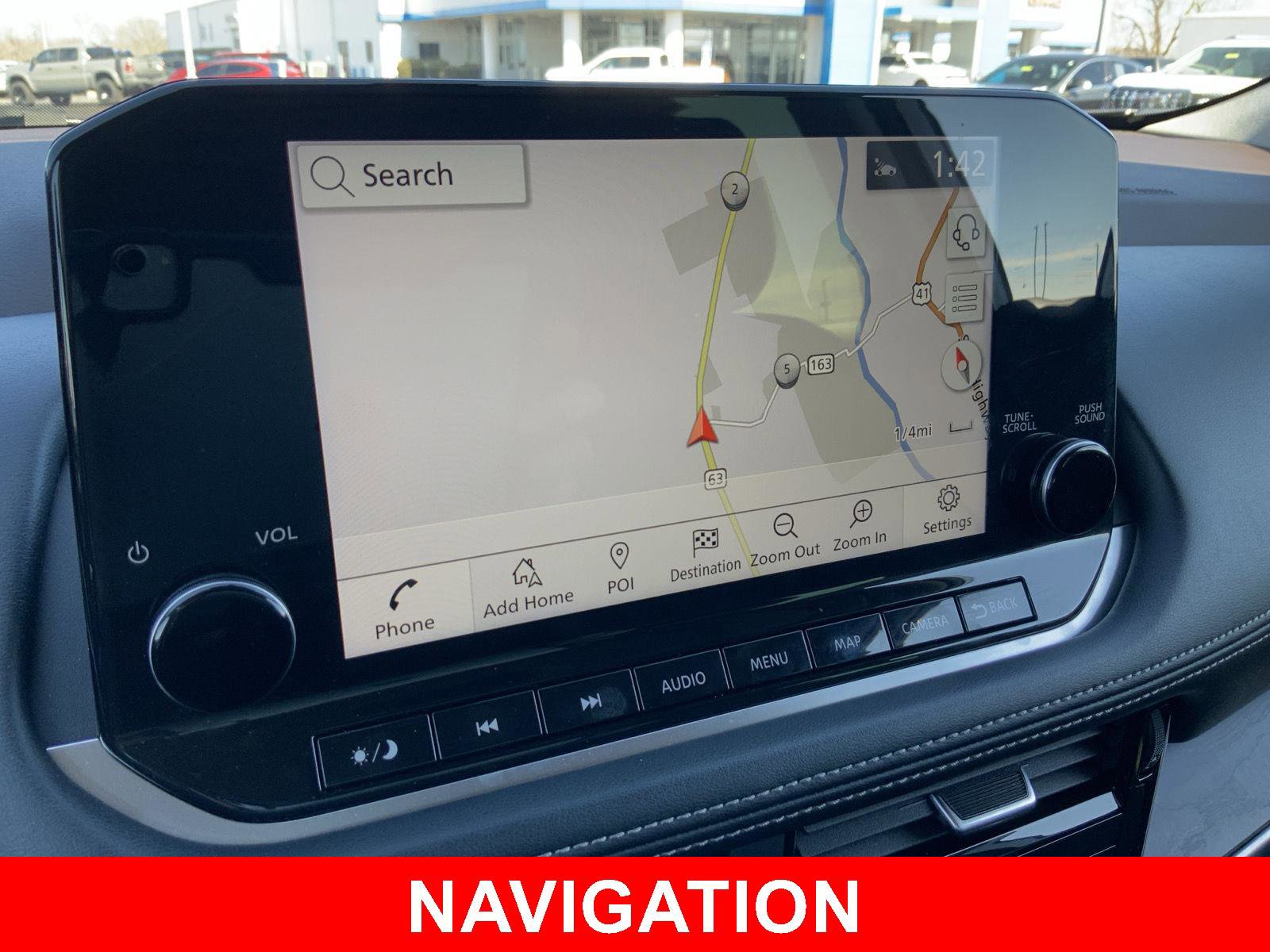 Used 2023 Nissan Rogue Platinum image 4