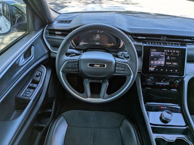 Used 2024 Jeep Grand Cherokee Altitude image 22