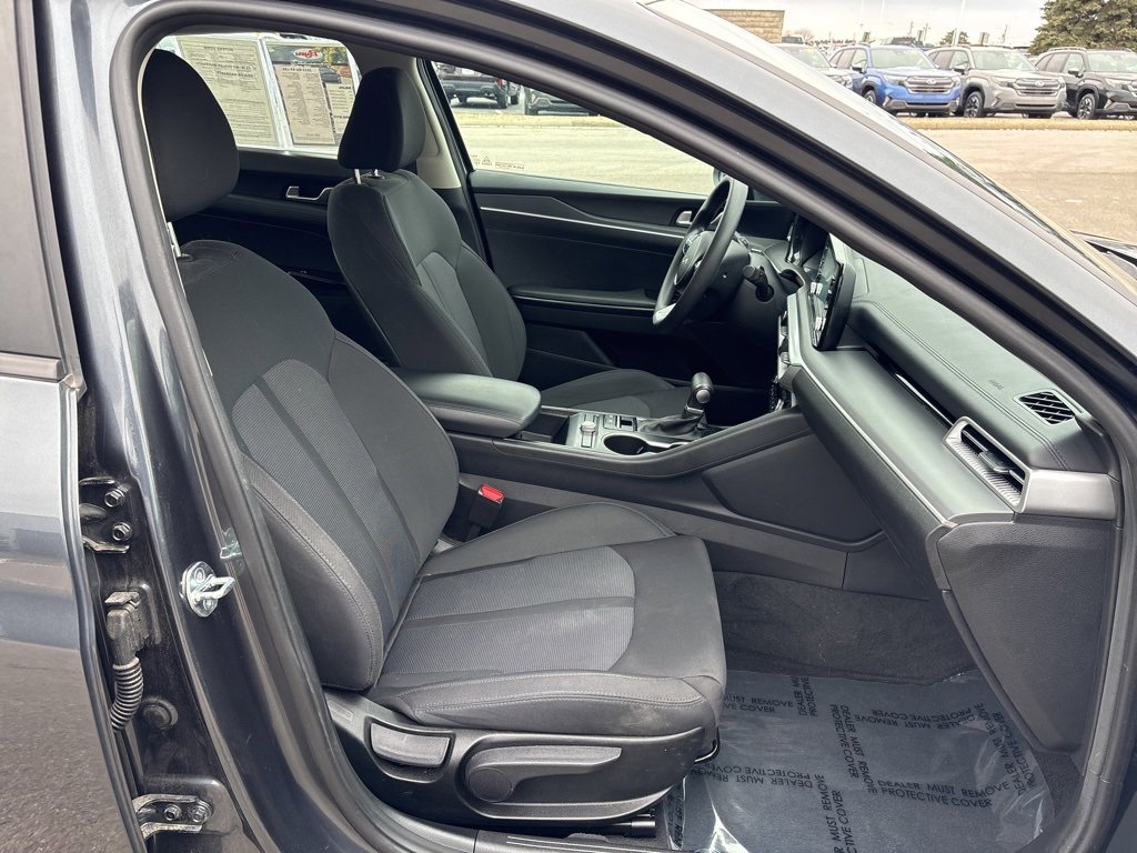 Used 2023 Kia K5 LXS image 10