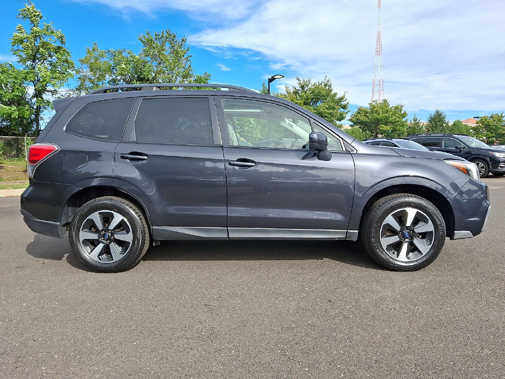Used 2017 Subaru Forester 2.5i Premium AWD/4WD image 7