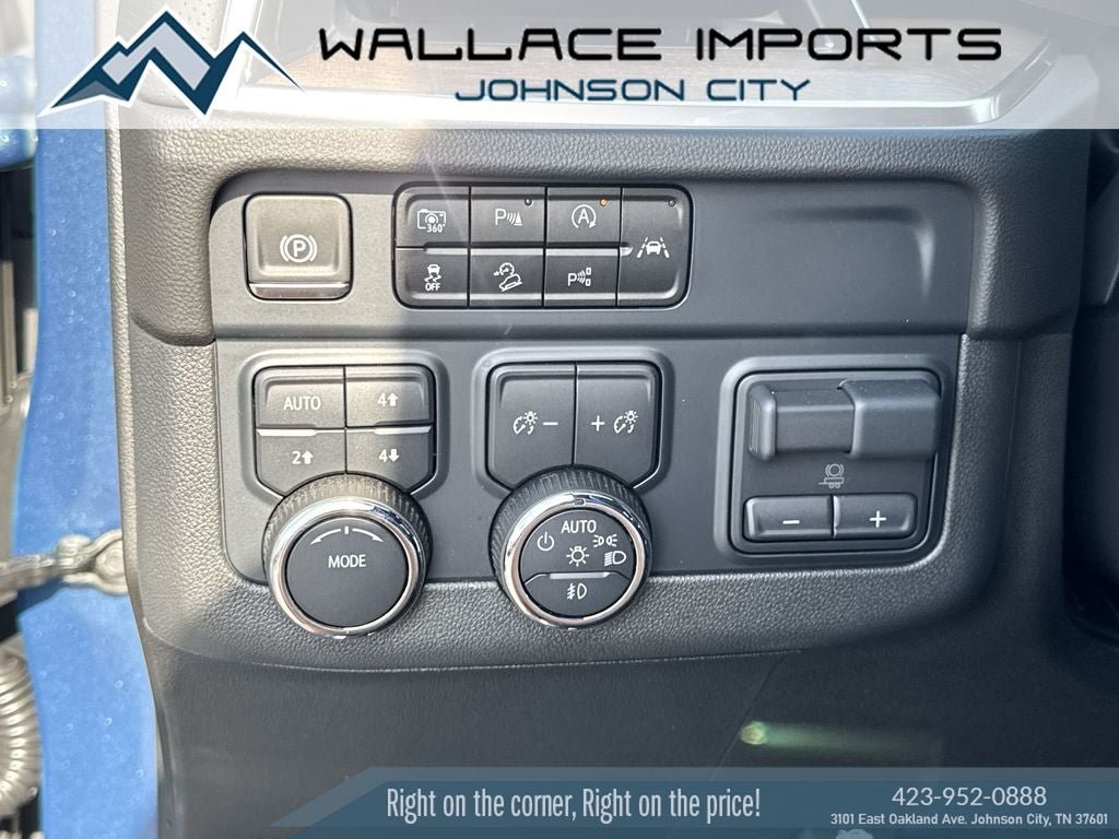 Used 2025 Chevrolet Suburban High Country w/ Sun And Tow Package AWD/4WD image 33