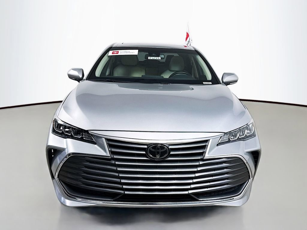 Certified 2019 Toyota Avalon XLE image 2