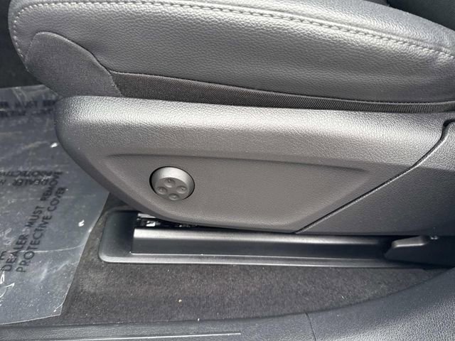 Used 2025 Mercedes-Benz GLE 350 4MATIC image 22