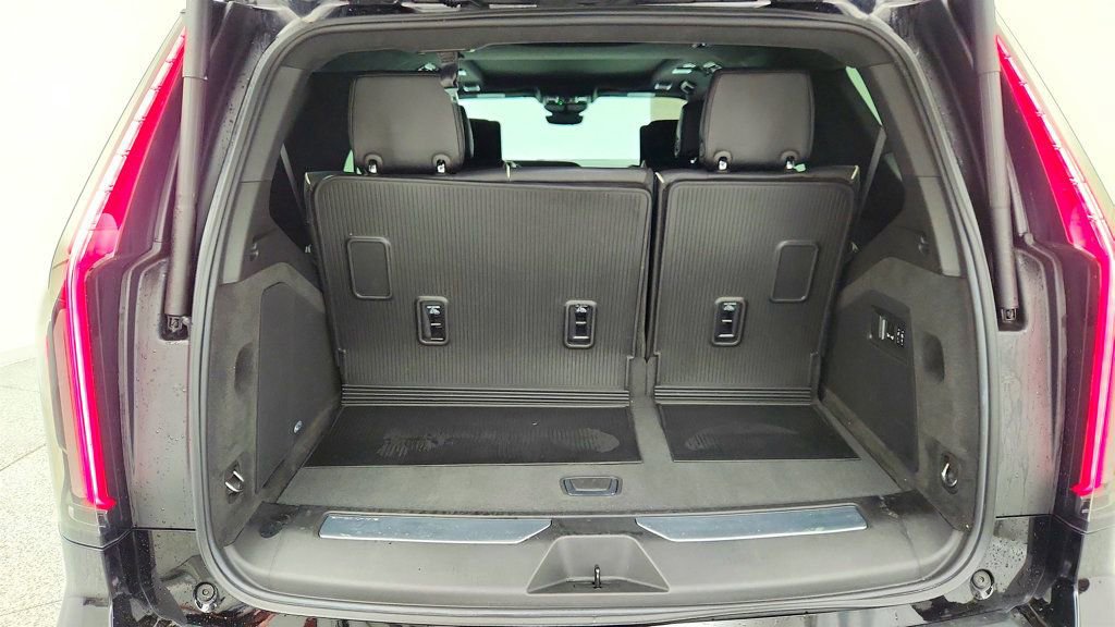 Used 2023 Cadillac Escalade V image 22
