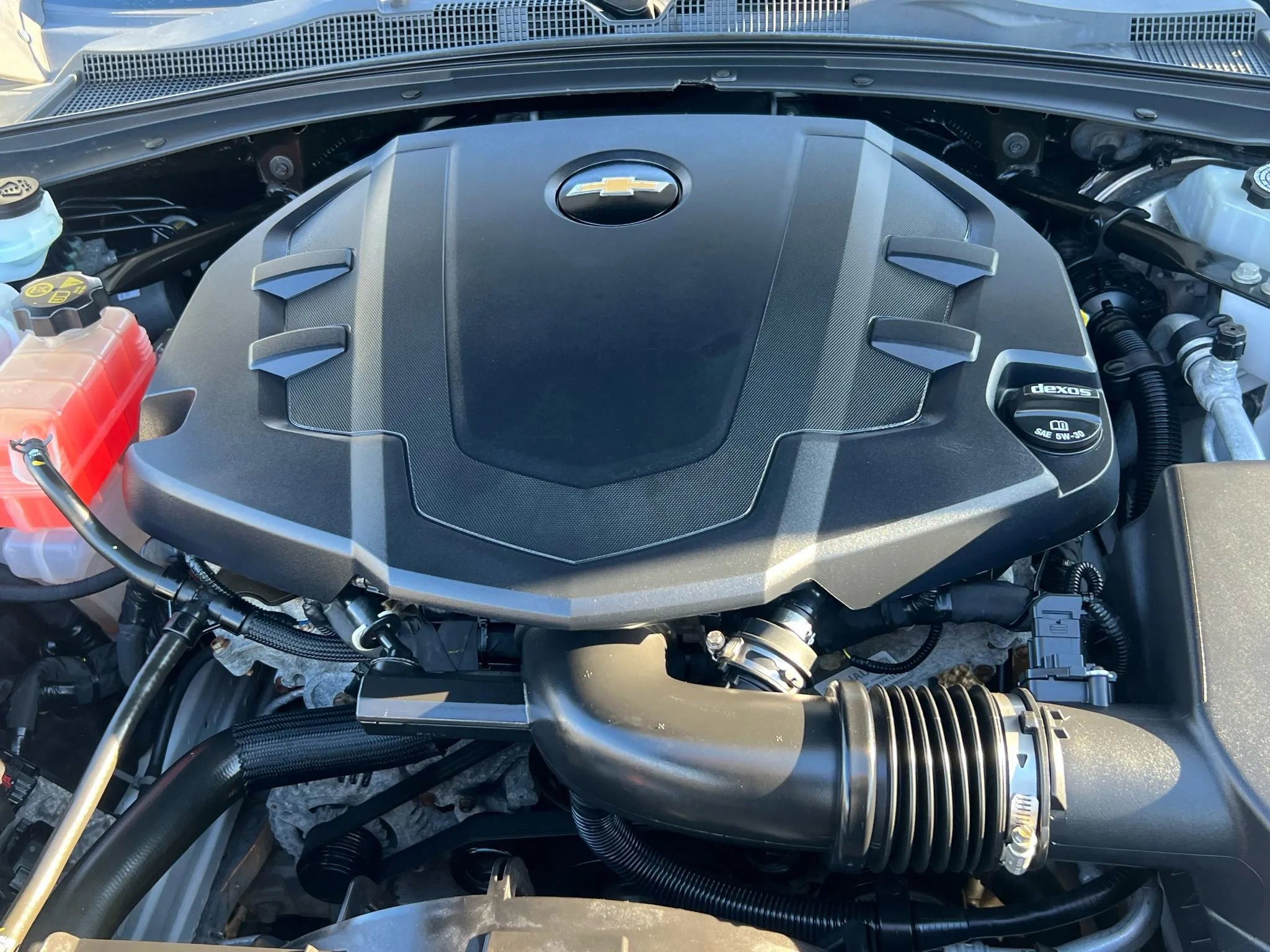 Used 2020 Chevrolet Camaro LT RWD image 33
