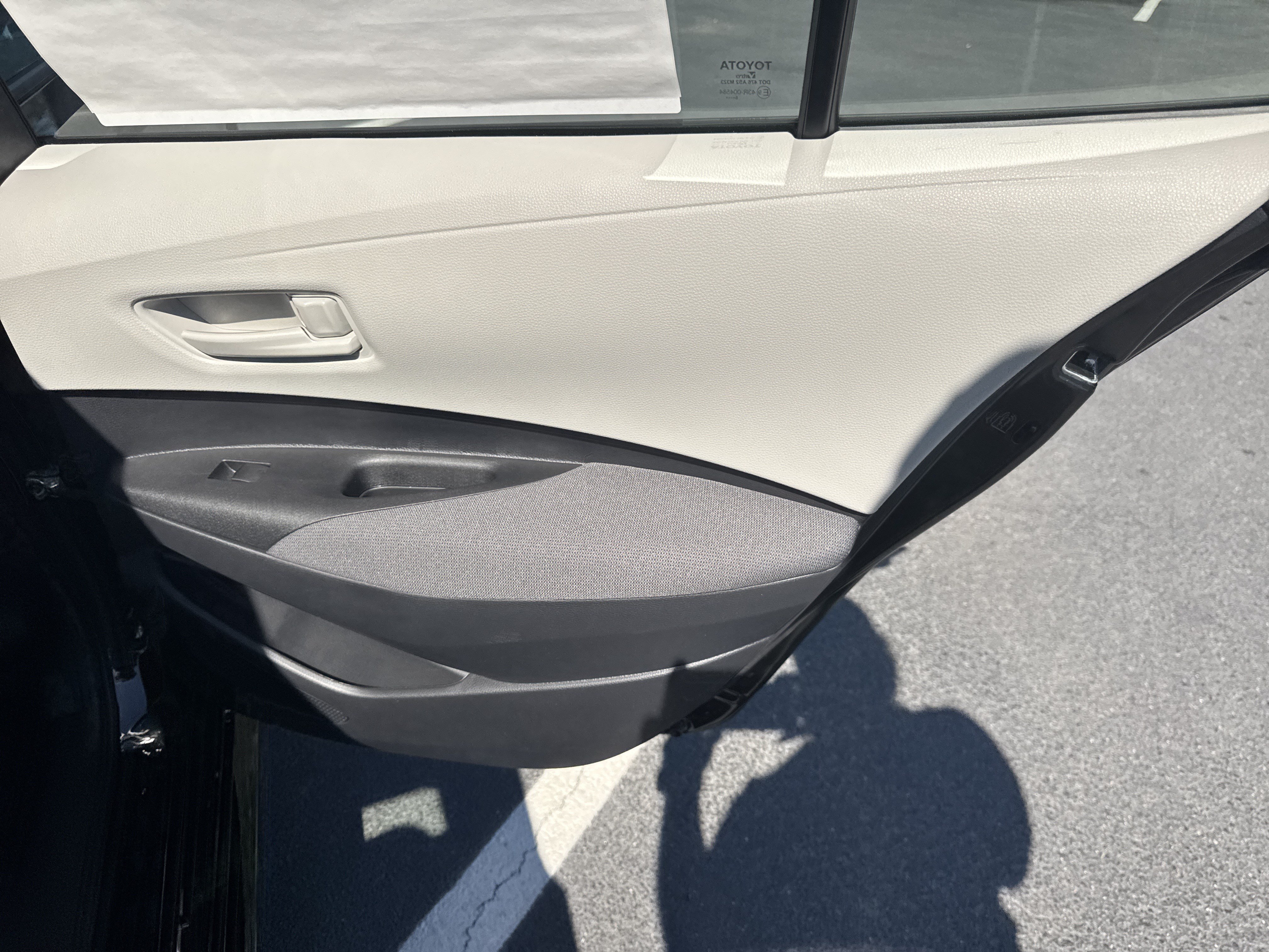 New 2027 Toyota Corolla LE FWD image 32