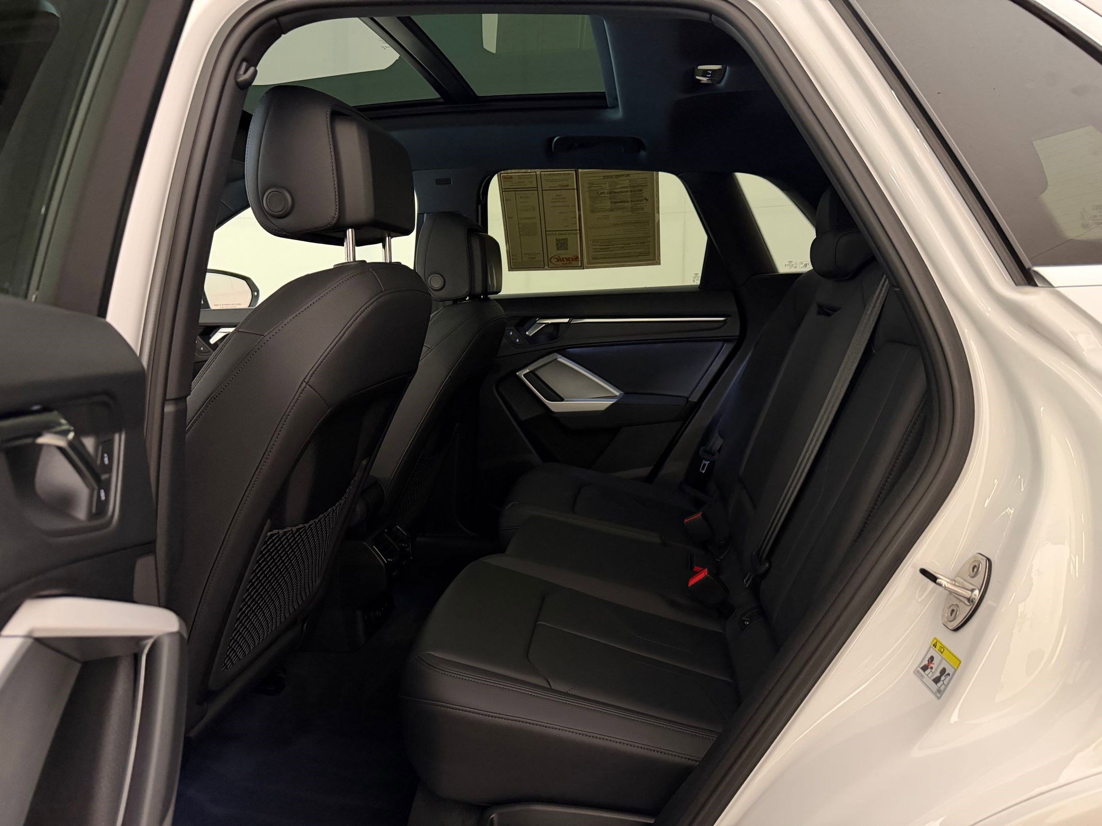 Certified 2025 Audi Q3 2.0T Premium w/ Convenience Package image 15