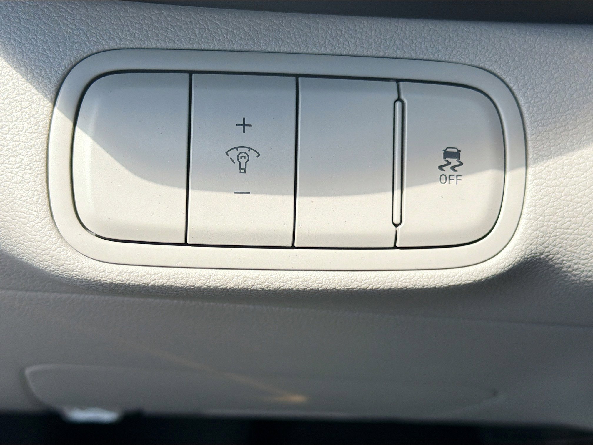 Used 2026 Hyundai Venue SEL image 31