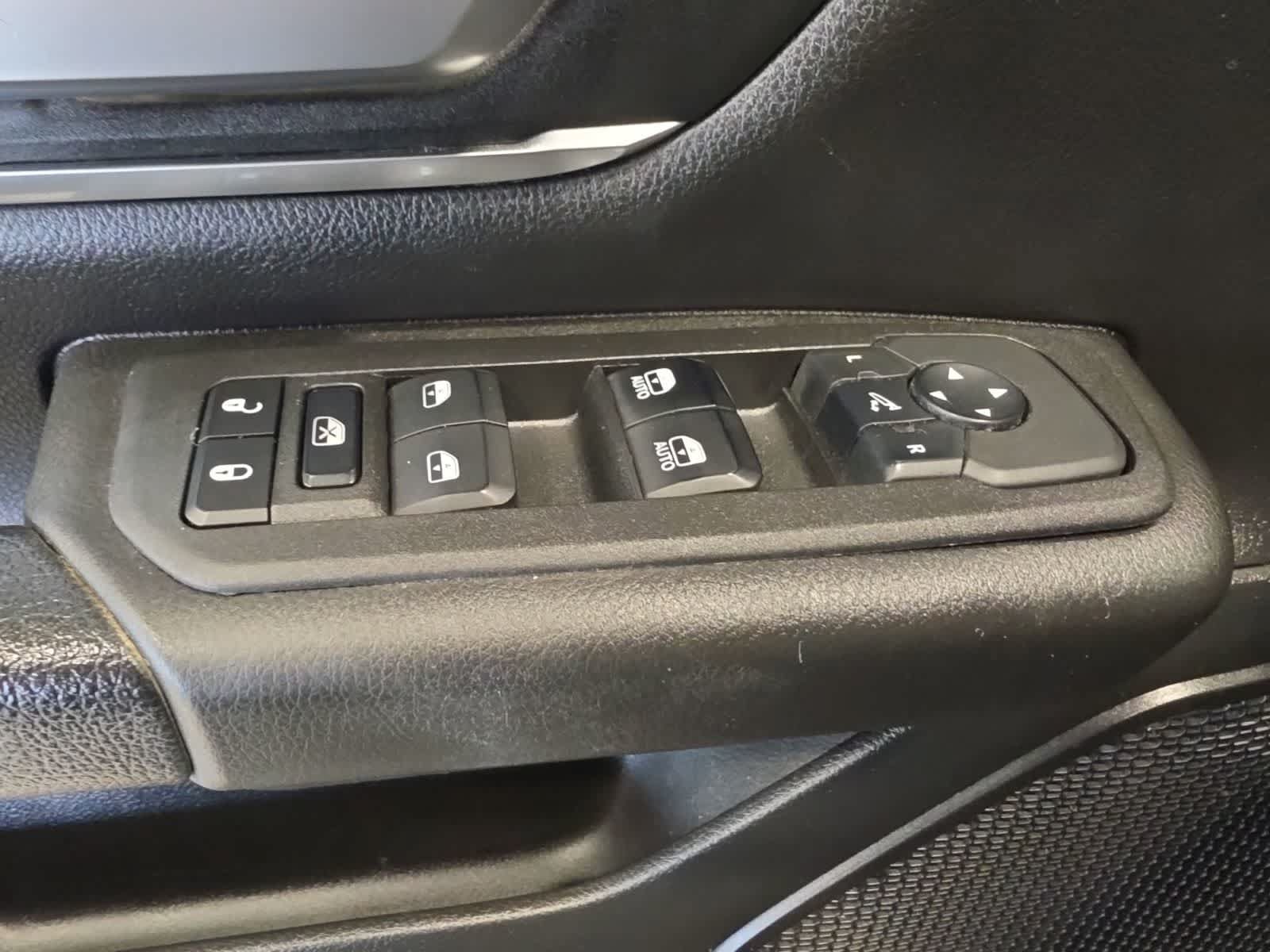 Used 2025 RAM 1500 Big Horn AWD/4WD image 17
