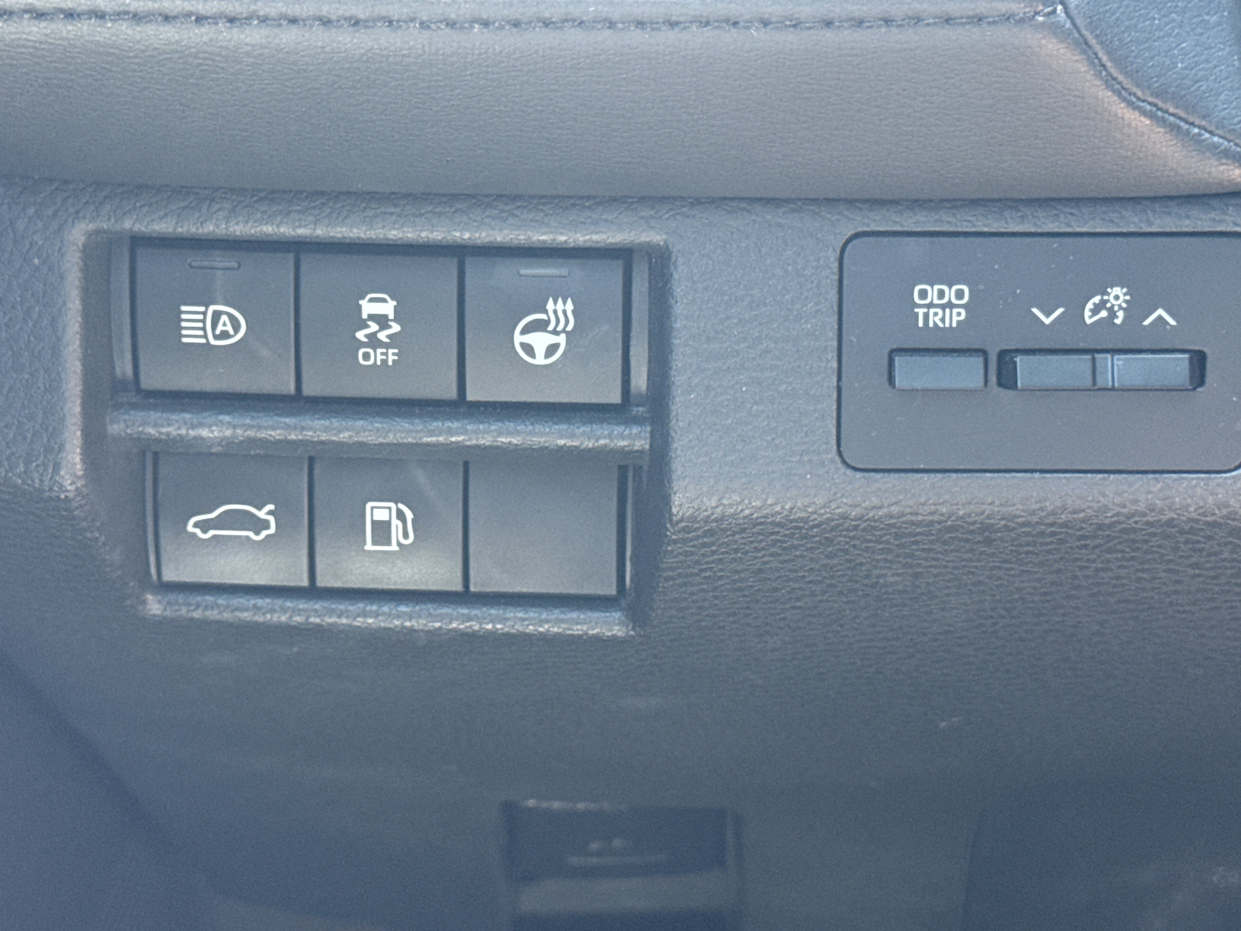 Used 2019 Toyota Avalon Touring FWD image 23