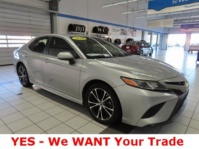 Used 2020 Toyota Camry SE image 17
