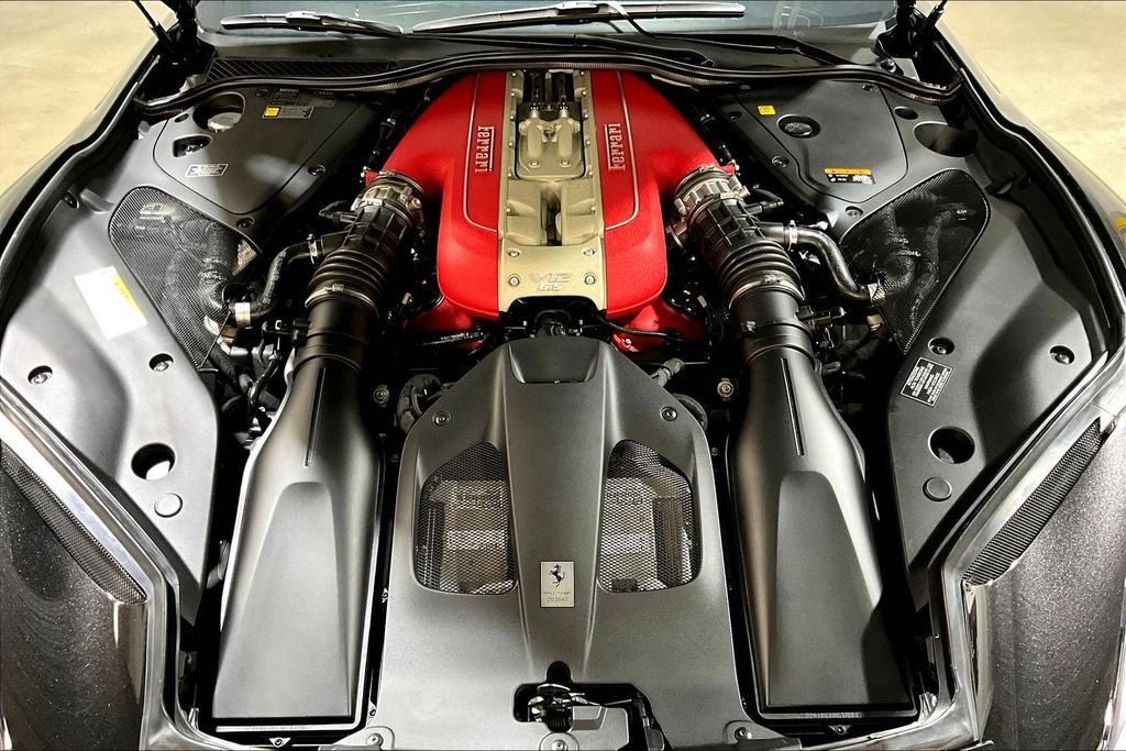 Used 2023 Ferrari 812 GTS RWD image 24