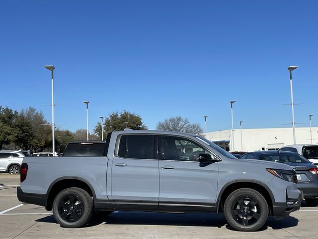 New 2026 Honda Ridgeline Black Edition image 3