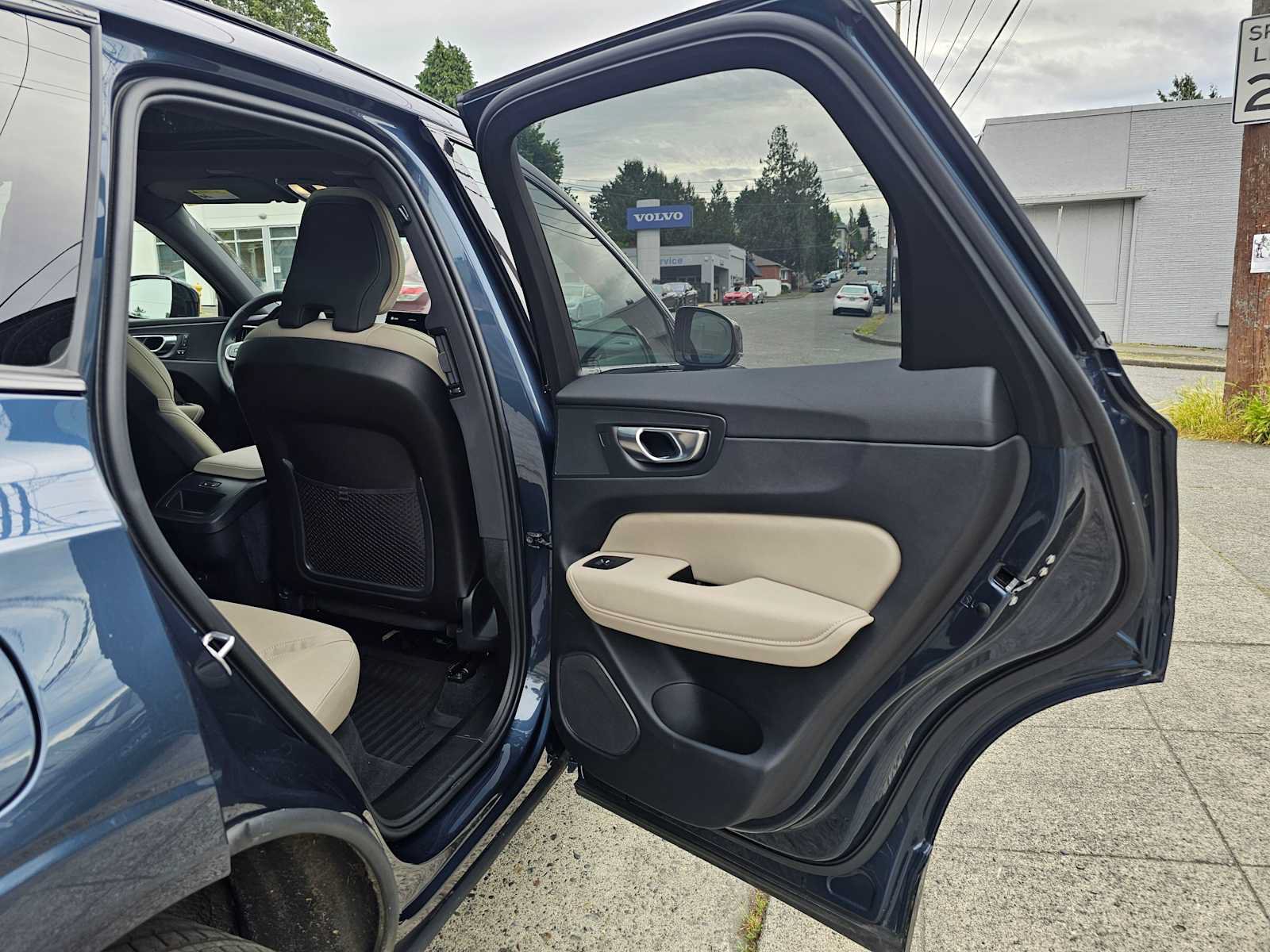 Certified 2026 Volvo XC60 B5 Plus w/ Protection Package Premier AWD/4WD image 13