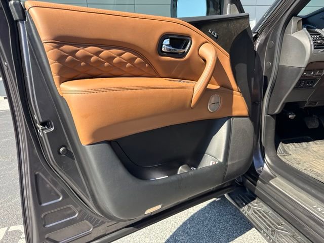 Used 2023 INFINITI QX80 Sensory w/ Cargo Package AWD/4WD image 12