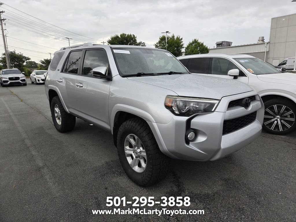 Used 2017 Toyota 4Runner SR5 AWD/4WD image 3