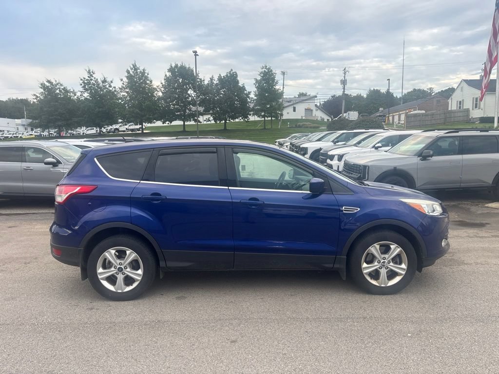 Used 2016 Ford Escape SE AWD/4WD image 1