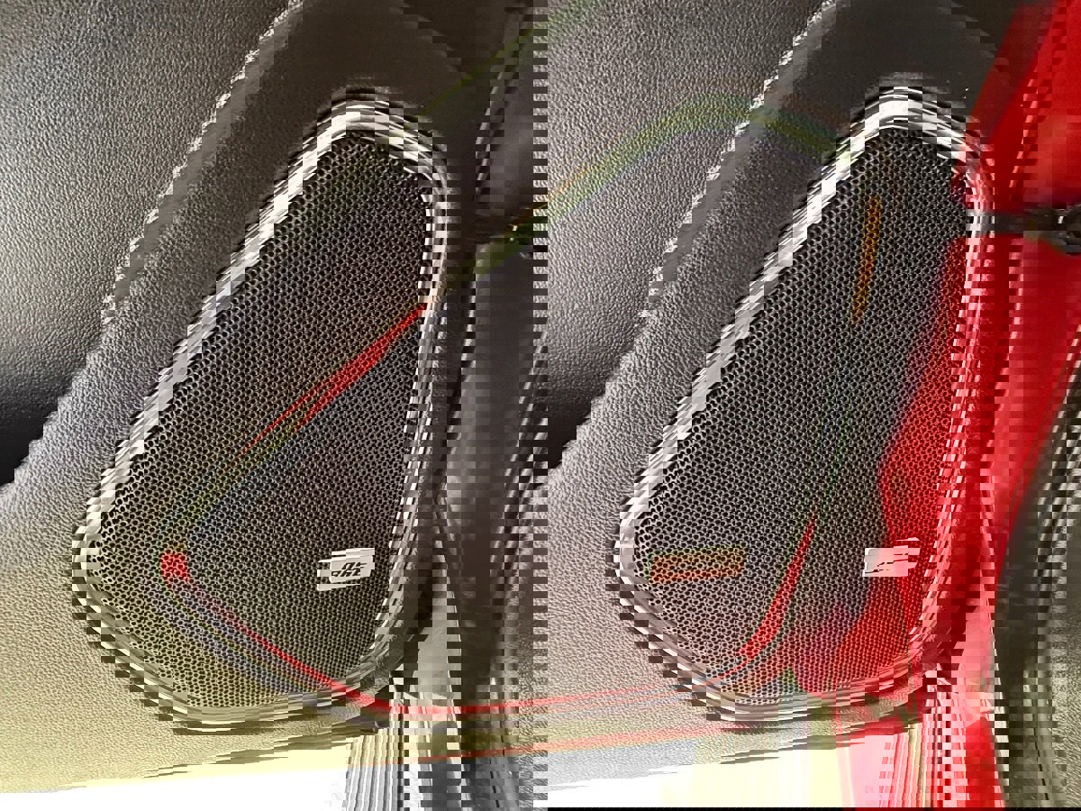 Used 2015 GMC Yukon XL SLE w/ Convenience Package image 32