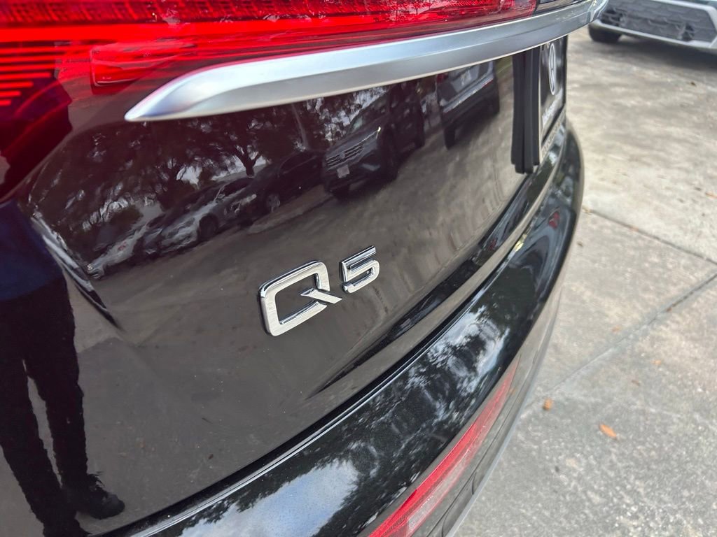 Used 2023 Audi Q5 2.0T Premium w/ Convenience Package image 30