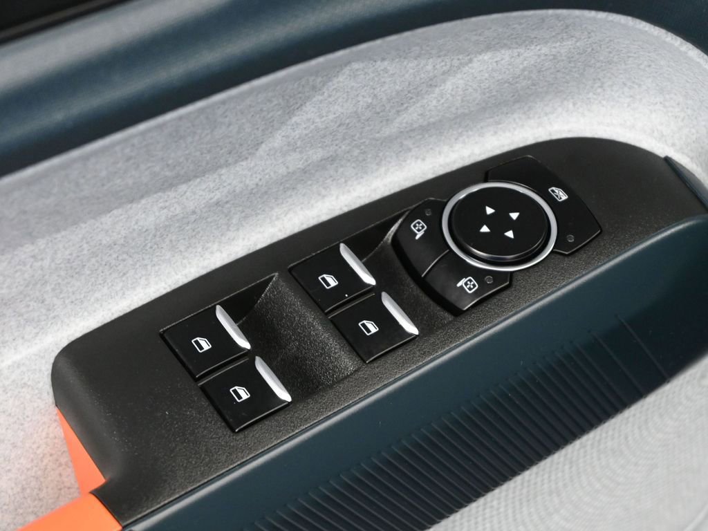 Certified 2022 Ford Maverick XLT image 10