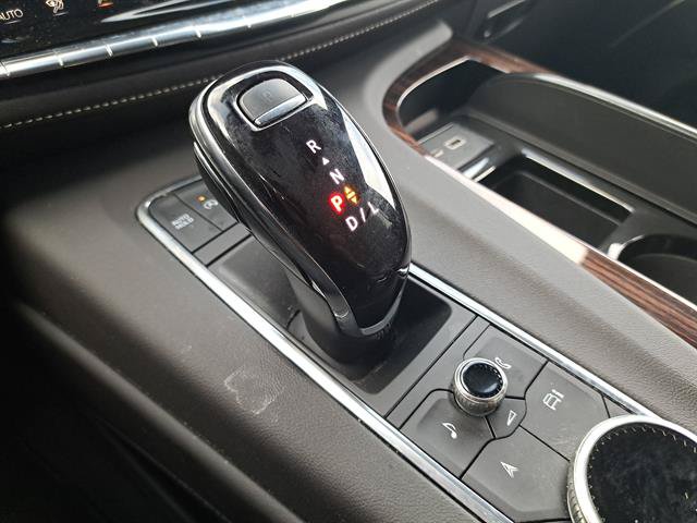 Certified 2023 Cadillac Escalade Premium Luxury w/ Performance Package AWD/4WD image 62
