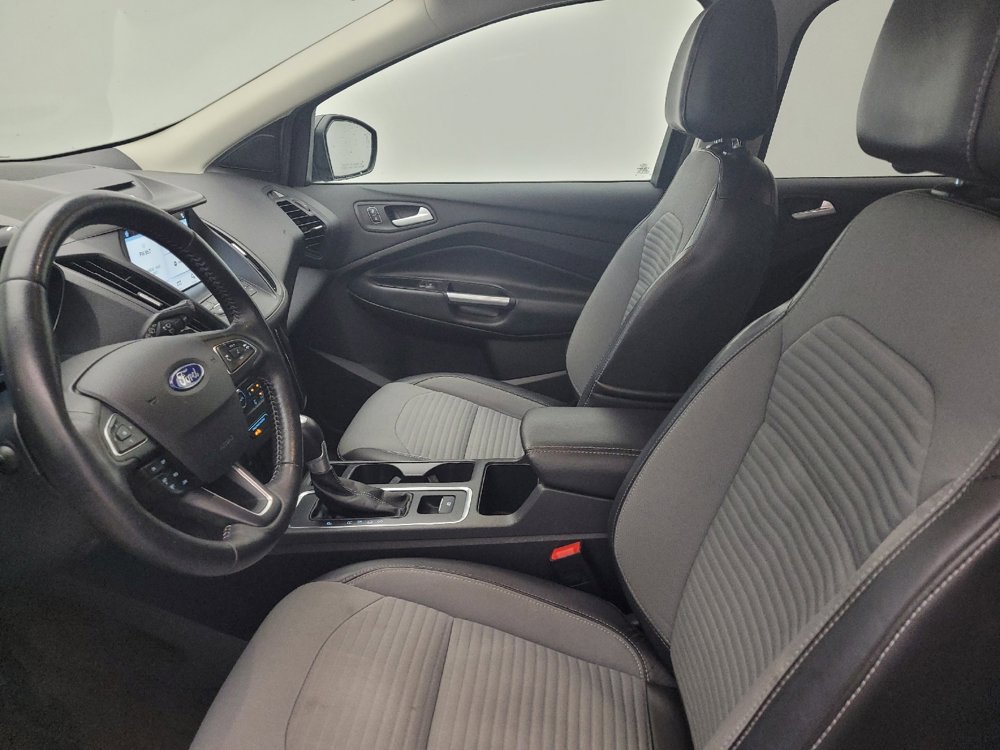 Used 2017 Ford Escape SE w/ Equipment Group 201A AWD/4WD image 17