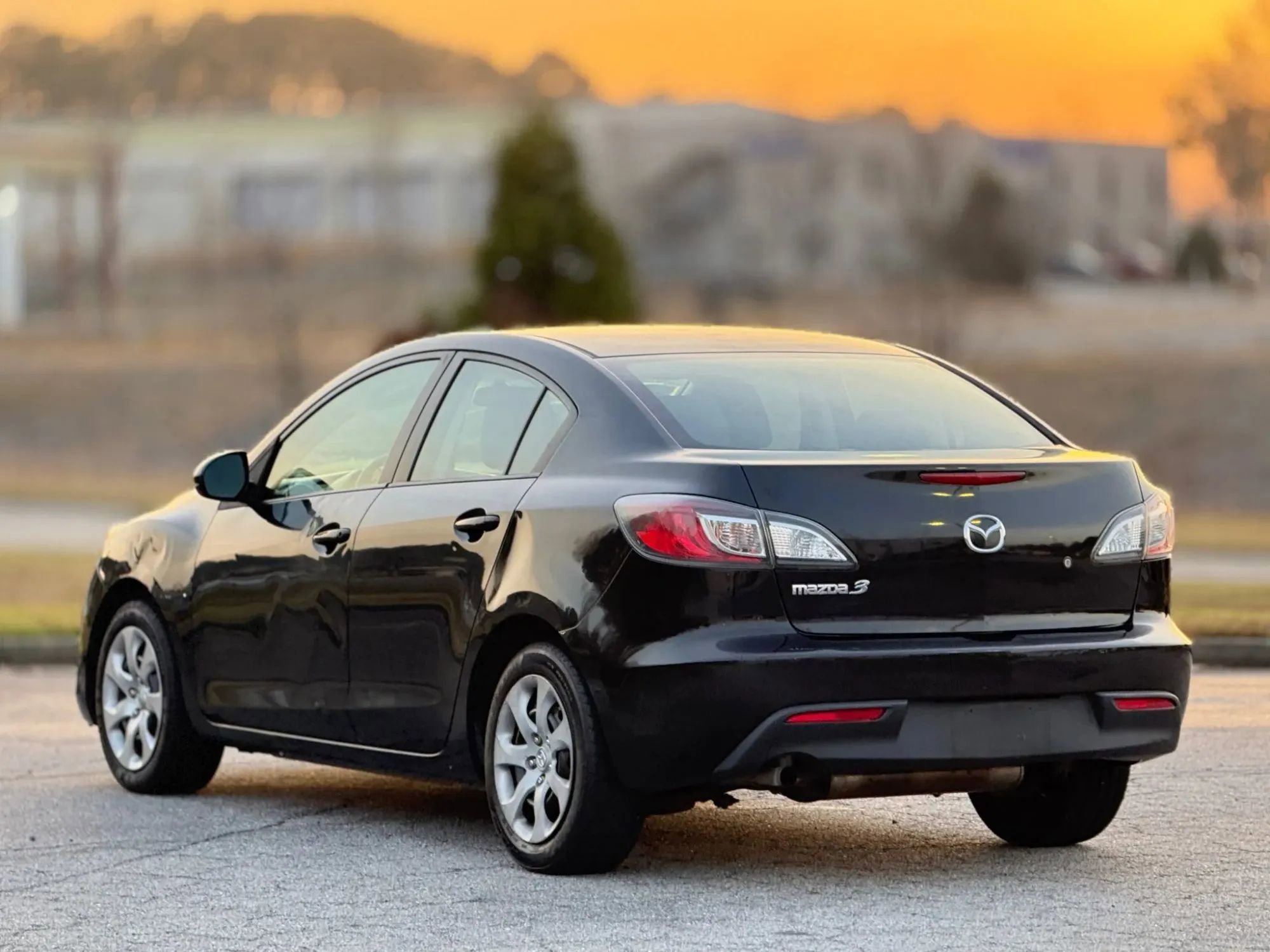 Used 2010 MAZDA MAZDA3 i Sport image 10