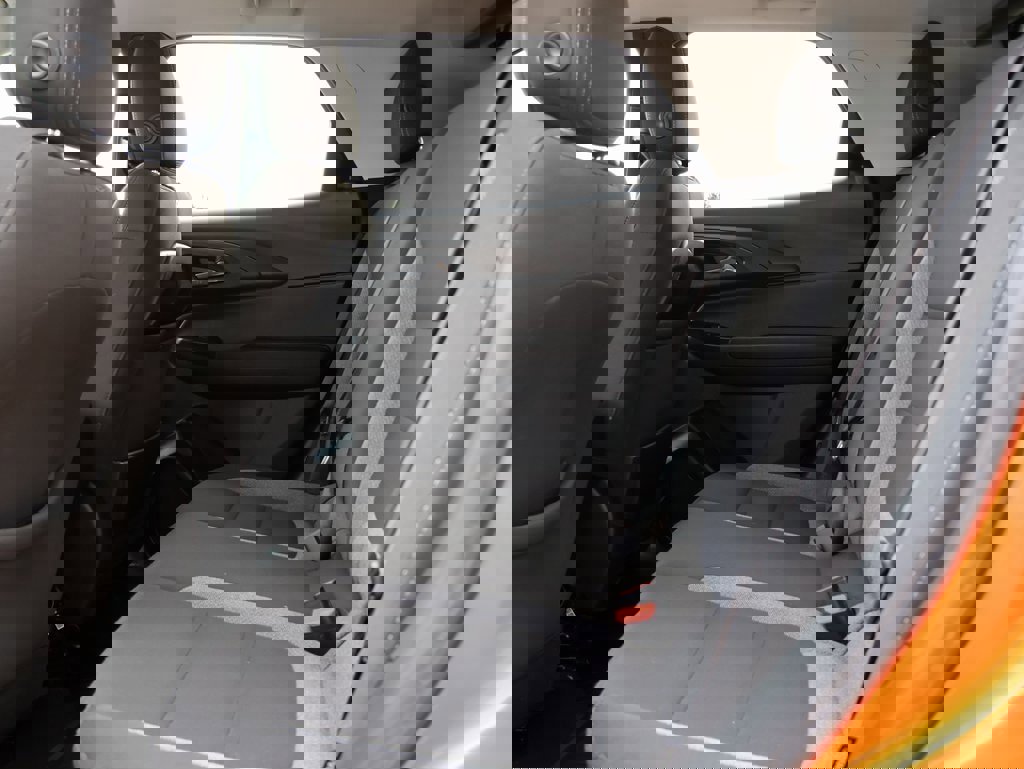 Used 2022 Chevrolet TrailBlazer LT w/ Driver Confidence Package image 18