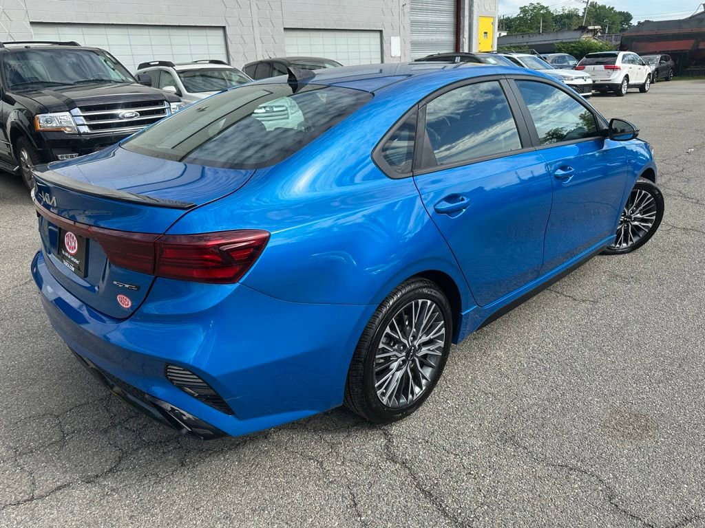 Used 2023 Kia Forte GT-Line w/ GT-Line Premium Package FWD image 4