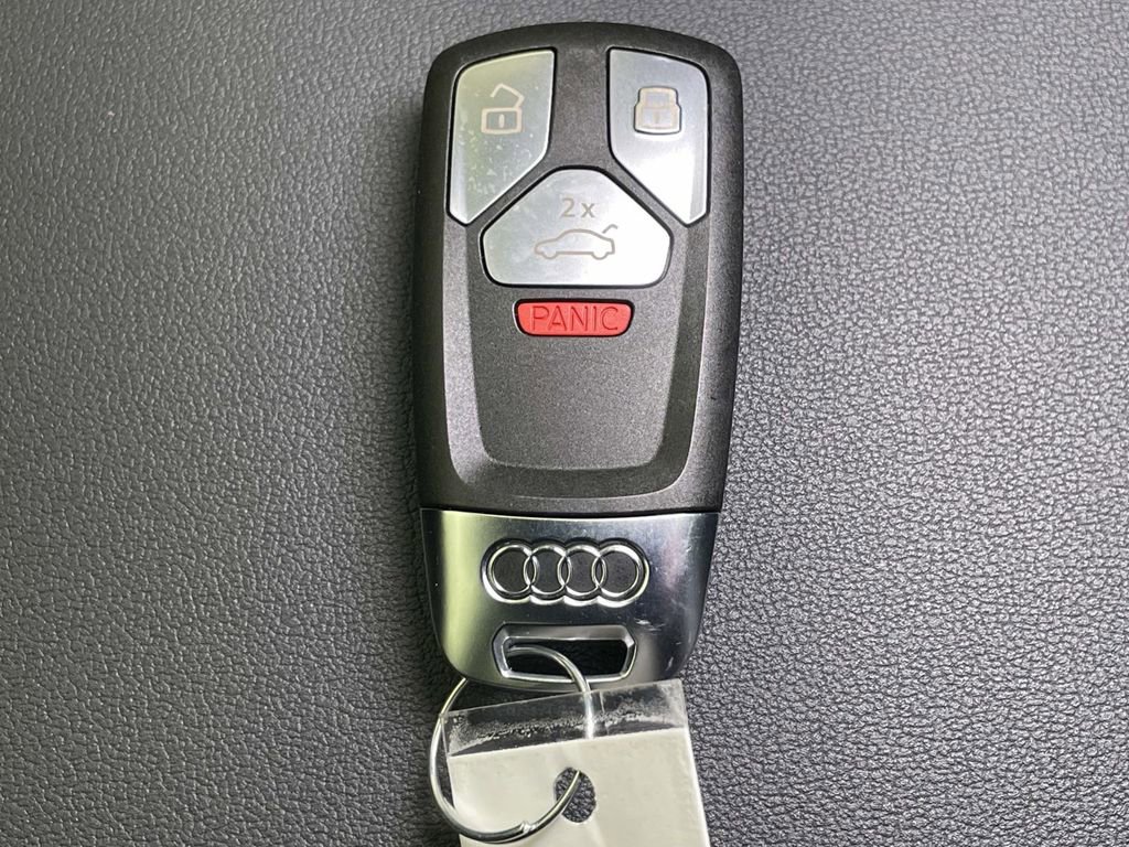 Certified 2022 Audi Q5 2.0T Premium Plus w/ Premium Plus Package image 45