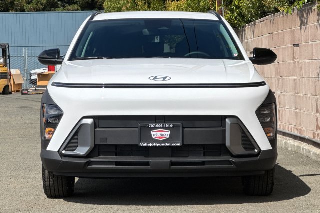 New 2027 Hyundai Kona SEL Sport FWD image 3