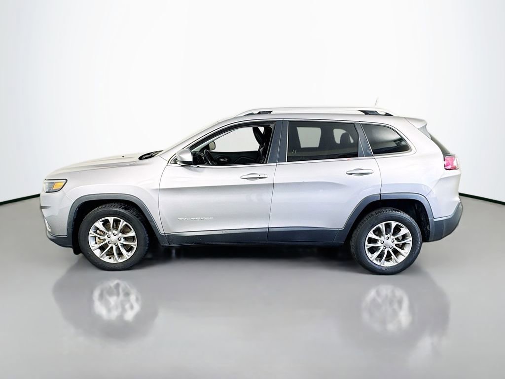 Used 2019 Jeep Cherokee Latitude Plus w/ Comfort/Convenience Group image 8